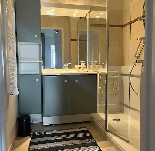 Lumineux Terrasse Piscine Cugnaux